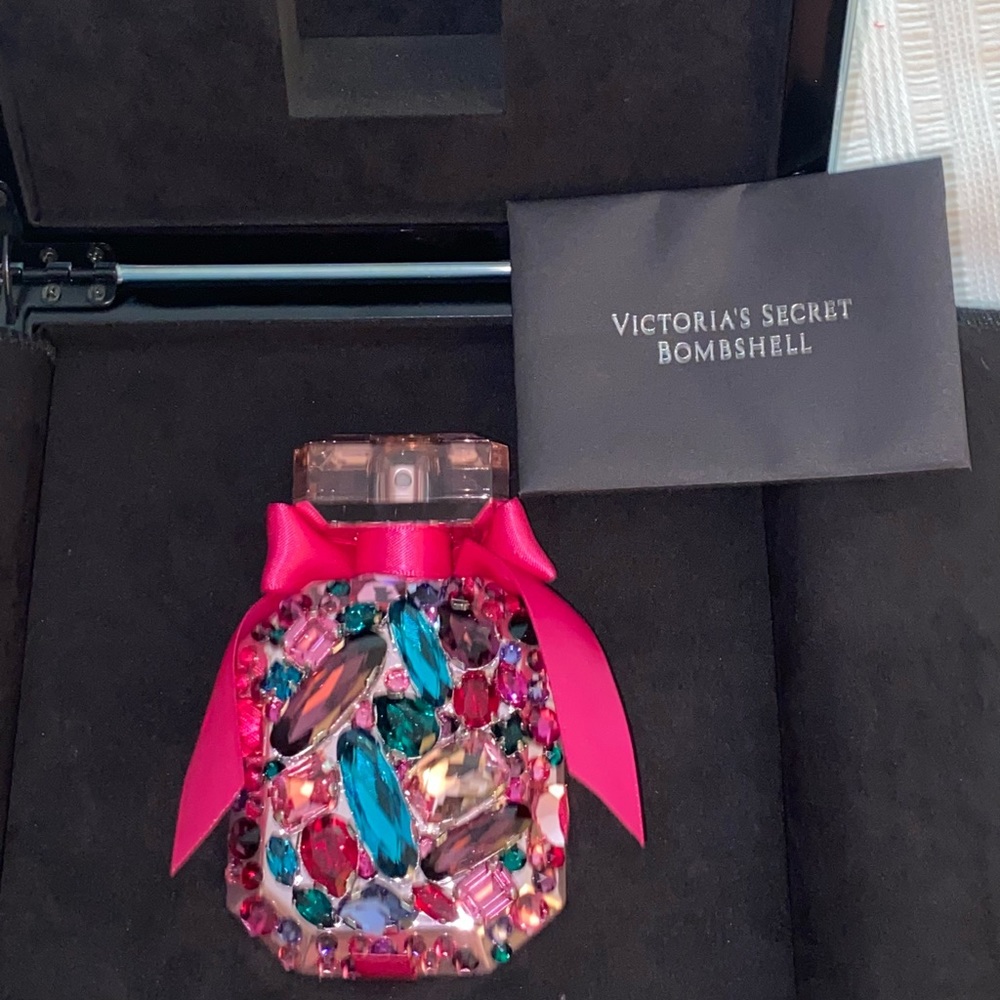 COPY - NWT Victoria’s Secret Bombshell Eau de Parfum Luxe Edition w/ Swarovski …